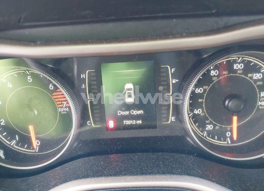 Photo 15 of 2017 Jeep Cherokee LATITUDE 4X4 (VIN 1C4PJMCB4HW605647)