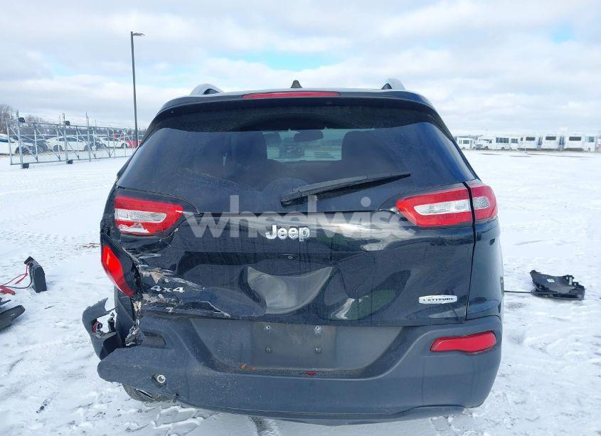 Photo 16 of 2017 Jeep Cherokee LATITUDE 4X4 (VIN 1C4PJMCB4HW605647)