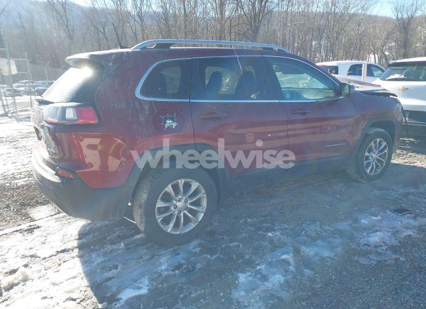 Photo 4 of 2019 Jeep Cherokee LATITUDE 4X4 (VIN 1C4PJMCB4KD190249)