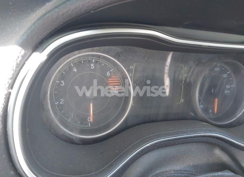 Photo 7 of 2019 Jeep Cherokee LATITUDE 4X4 (VIN 1C4PJMCB4KD190249)