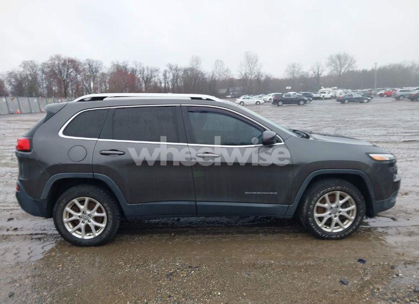 Photo 13 of 2014 Jeep Cherokee LATITUDE (VIN 1C4PJMCB5EW146964)