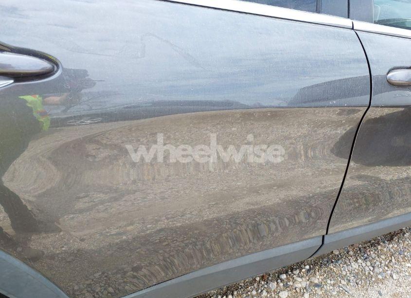 Photo 20 of 2014 Jeep Cherokee LATITUDE (VIN 1C4PJMCB5EW146964)