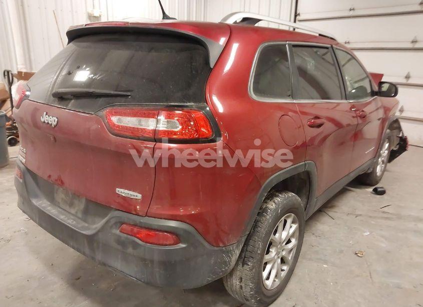 Photo 4 of 2014 Jeep Cherokee LATITUDE (VIN 1C4PJMCB5EW196408)