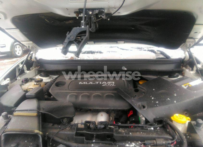 Photo 10 of 2015 Jeep Cherokee NORTH (VIN 1C4PJMCB5FW509555)