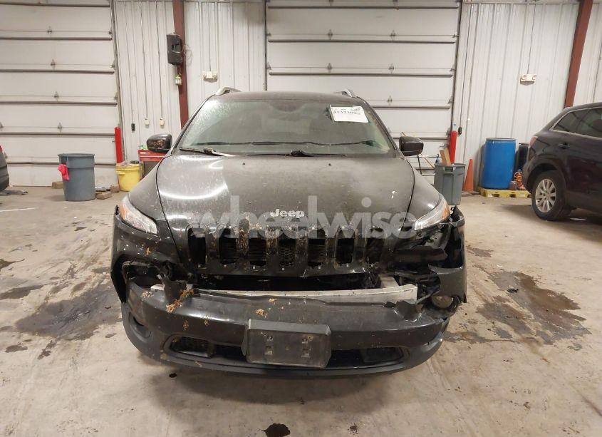 Photo 13 of 2015 Jeep Cherokee LATITUDE (VIN 1C4PJMCB5FW702496)