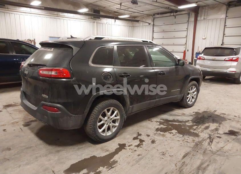 Photo 4 of 2015 Jeep Cherokee LATITUDE (VIN 1C4PJMCB5FW702496)