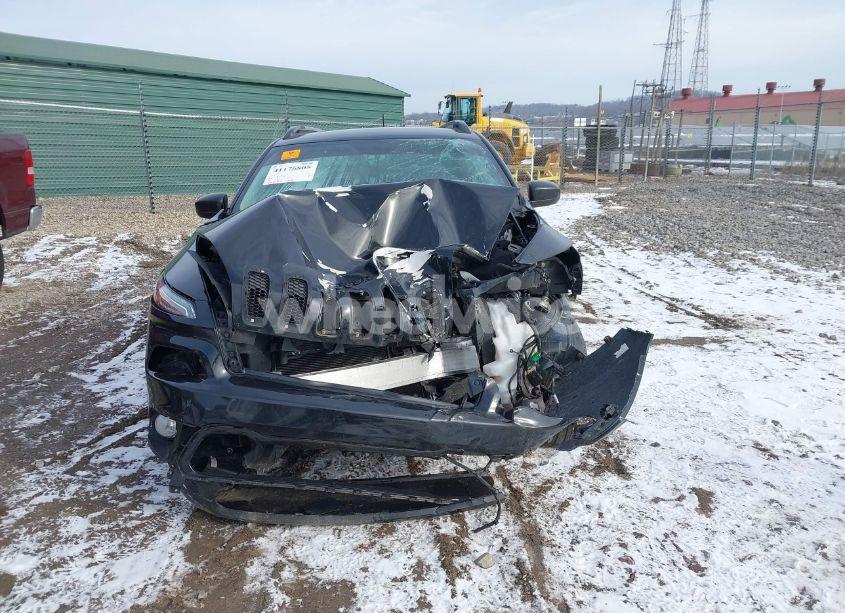 Photo 13 of 2015 Jeep Cherokee LATITUDE ALTITUDE (VIN 1C4PJMCB5FW750290)