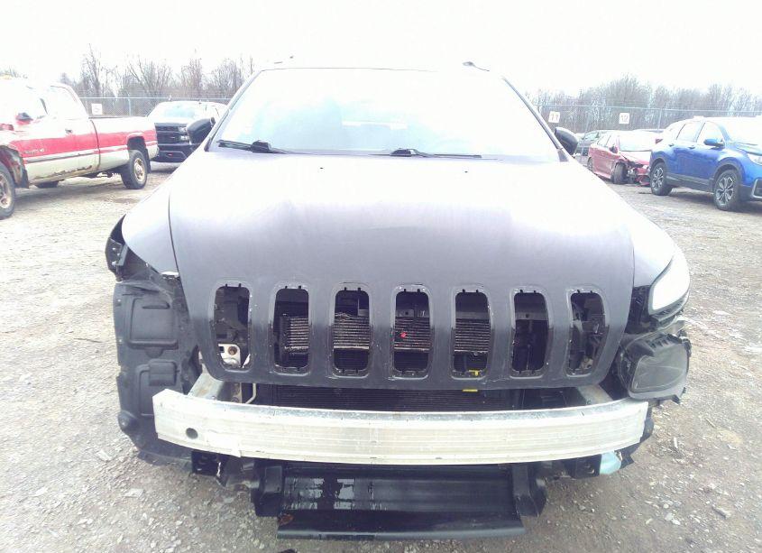 Photo 6 of 2015 Jeep Cherokee LATITUDE (VIN 1C4PJMCB5FW793138)