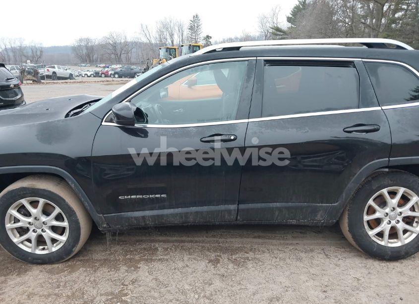 Photo 14 of 2016 Jeep Cherokee LATITUDE (VIN 1C4PJMCB5GW203392)