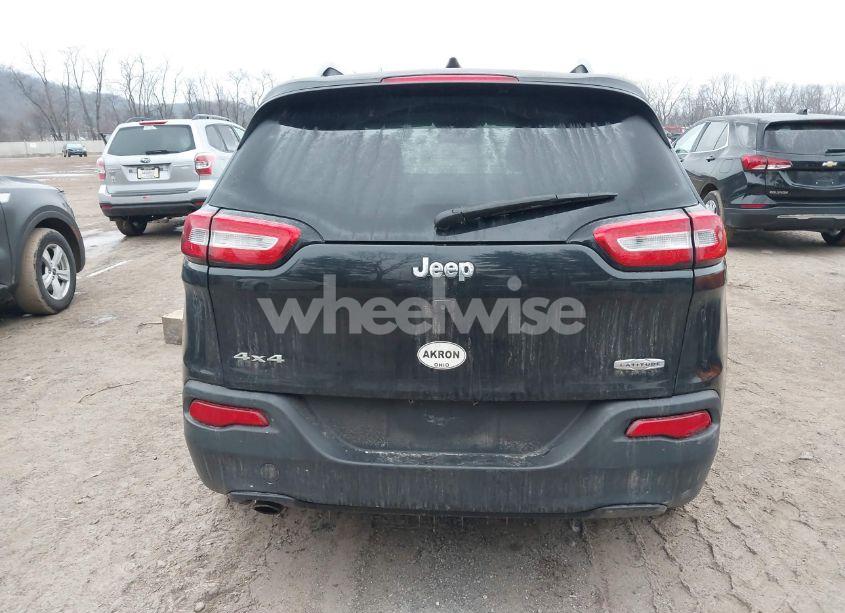 Photo 16 of 2016 Jeep Cherokee LATITUDE (VIN 1C4PJMCB5GW203392)