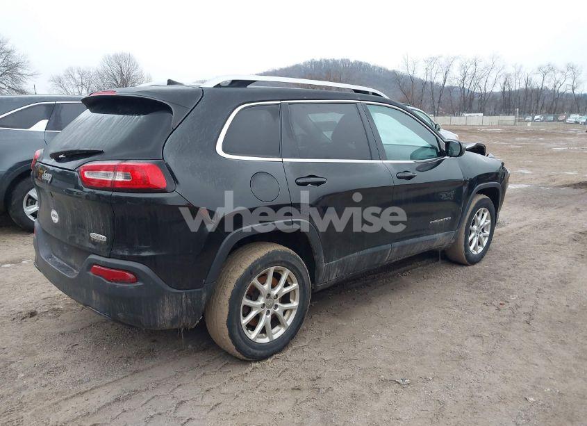 Photo 4 of 2016 Jeep Cherokee LATITUDE (VIN 1C4PJMCB5GW203392)