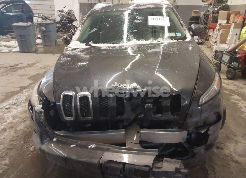 Photo 12 of 2016 Jeep Cherokee LATITUDE (VIN 1C4PJMCB5GW205496)