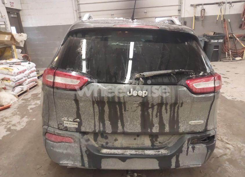 Photo 16 of 2016 Jeep Cherokee LATITUDE (VIN 1C4PJMCB5GW205496)