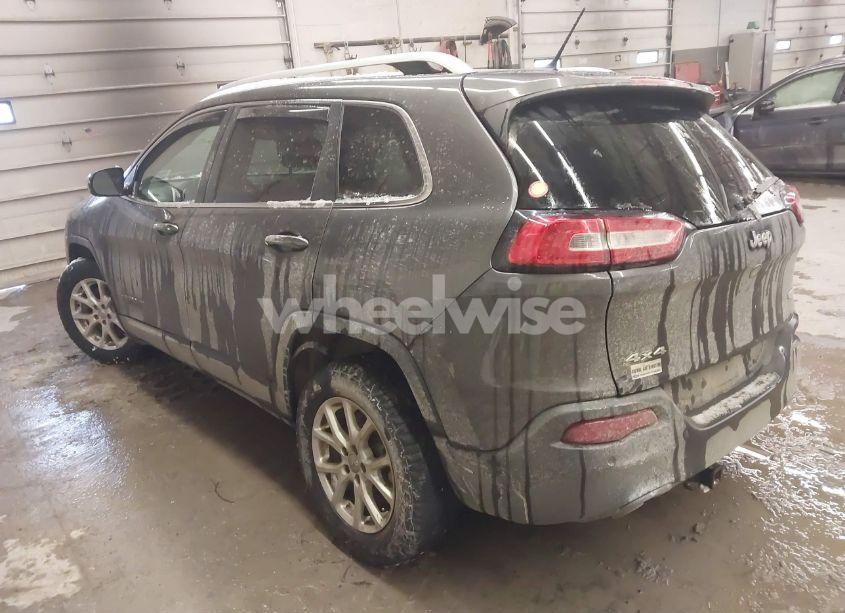 Photo 3 of 2016 Jeep Cherokee LATITUDE (VIN 1C4PJMCB5GW205496)