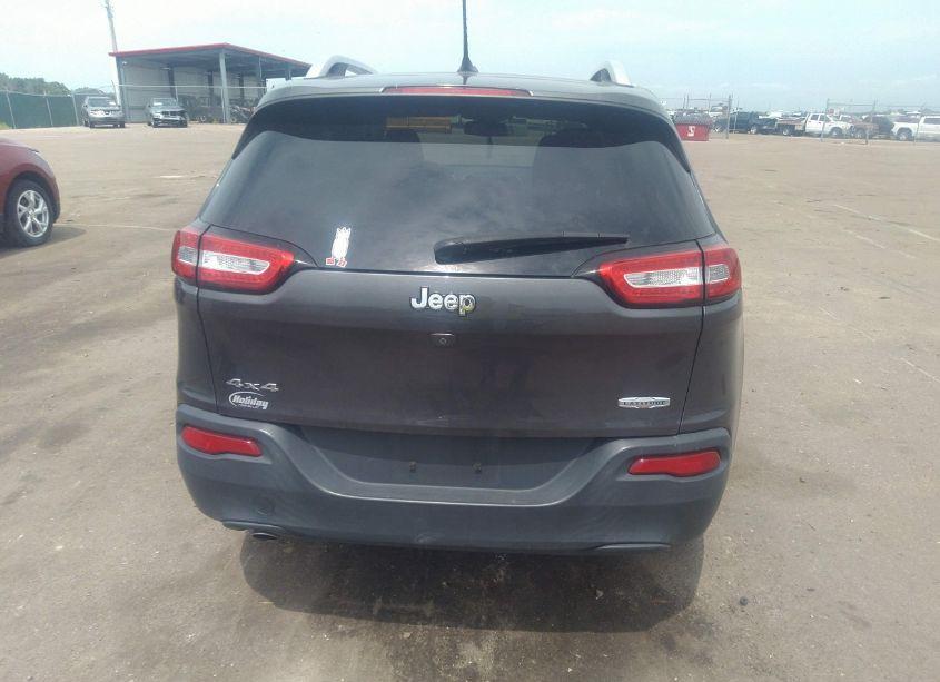 Photo 16 of 2016 Jeep Cherokee LATITUDE (VIN 1C4PJMCB5GW277329)