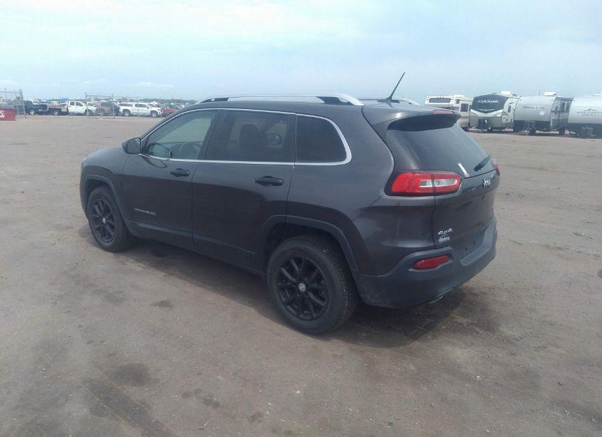 Photo 3 of 2016 Jeep Cherokee LATITUDE (VIN 1C4PJMCB5GW277329)