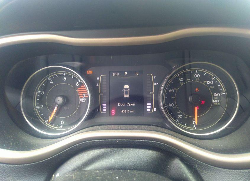 Photo 7 of 2016 Jeep Cherokee LATITUDE (VIN 1C4PJMCB5GW277329)