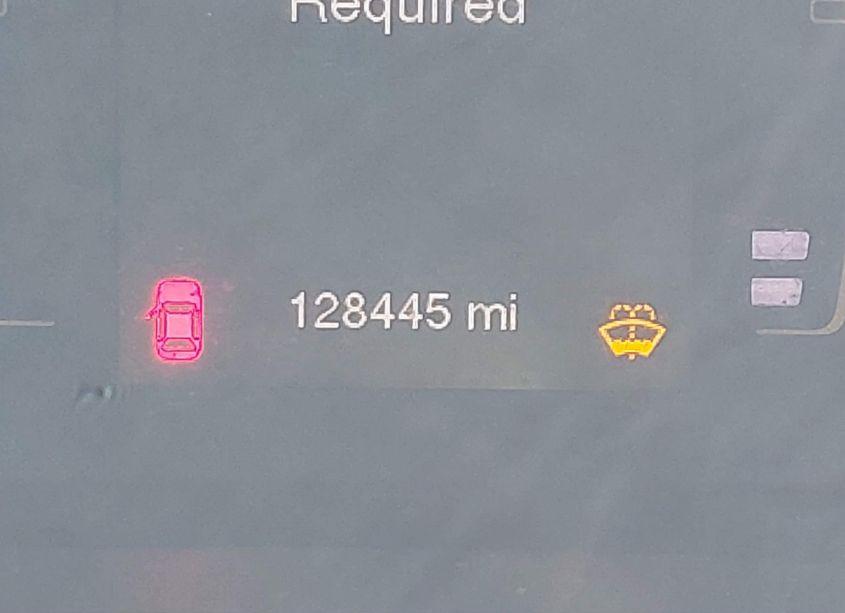 Photo 16 of 2016 Jeep Cherokee LATITUDE (VIN 1C4PJMCB5GW333883)