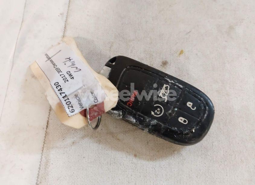 Photo 11 of 2017 Jeep Cherokee 75TH ANNIVERSARY EDITION 4X4 (VIN 1C4PJMCB5HW509073)