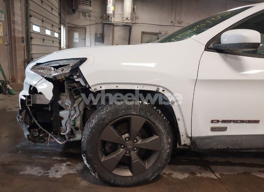 Photo 17 of 2017 Jeep Cherokee 75TH ANNIVERSARY EDITION 4X4 (VIN 1C4PJMCB5HW509073)