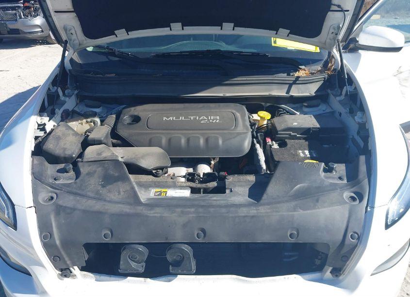 Photo 10 of 2017 Jeep Cherokee LATITUDE 4X4 (VIN 1C4PJMCB5HW575686)