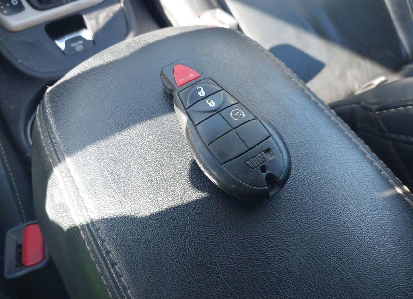 Photo 11 of 2017 Jeep Cherokee LATITUDE 4X4 (VIN 1C4PJMCB5HW575686)