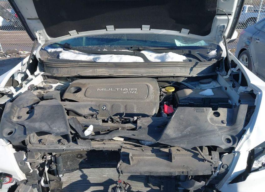 Photo 10 of 2017 Jeep Cherokee LATITUDE 4X4 (VIN 1C4PJMCB5HW583089)