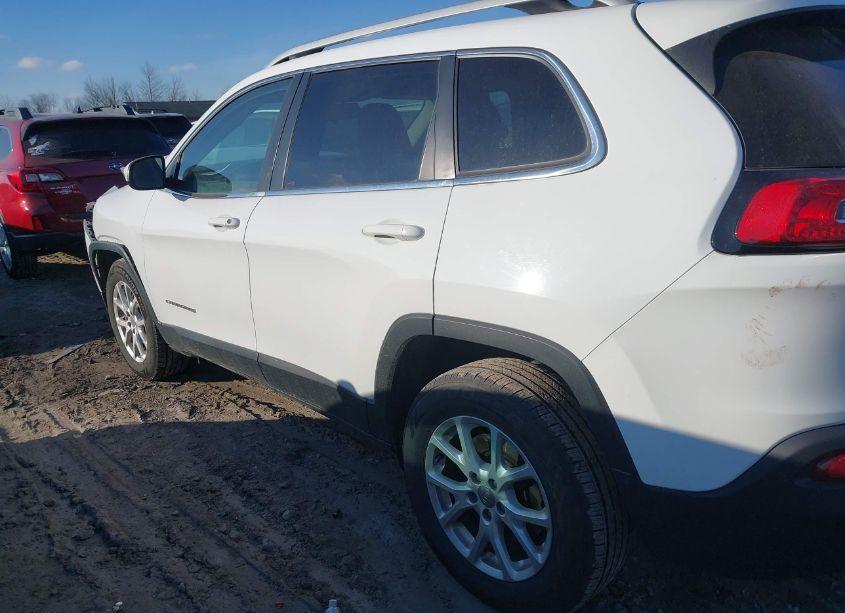 Photo 14 of 2017 Jeep Cherokee LATITUDE 4X4 (VIN 1C4PJMCB5HW583089)