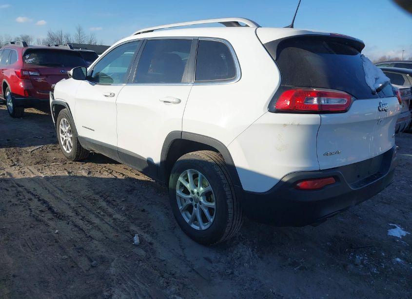 Photo 3 of 2017 Jeep Cherokee LATITUDE 4X4 (VIN 1C4PJMCB5HW583089)