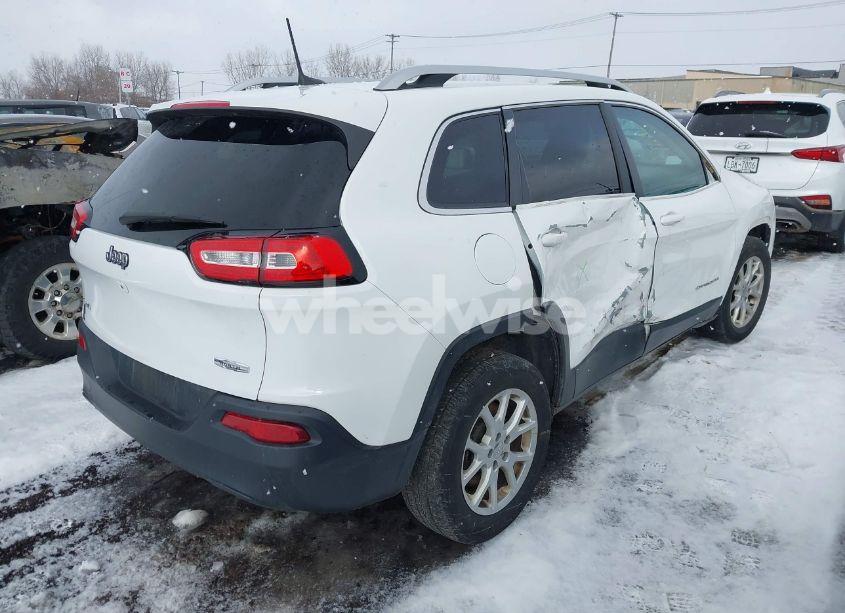 Photo 4 of 2017 Jeep Cherokee LATITUDE 4X4 (VIN 1C4PJMCB5HW618794)