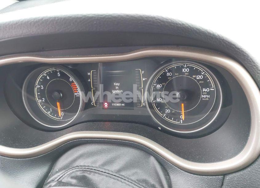 Photo 7 of 2017 Jeep Cherokee LATITUDE 4X4 (VIN 1C4PJMCB5HW618794)