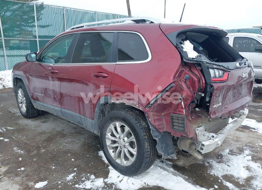 Photo 3 of 2019 Jeep Cherokee LATITUDE 4X4 (VIN 1C4PJMCB5KD213165)