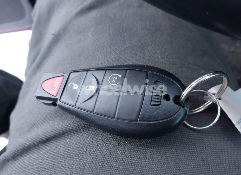 Photo 11 of 2019 Jeep Cherokee LATITUDE 4X4 (VIN 1C4PJMCB5KD410594)