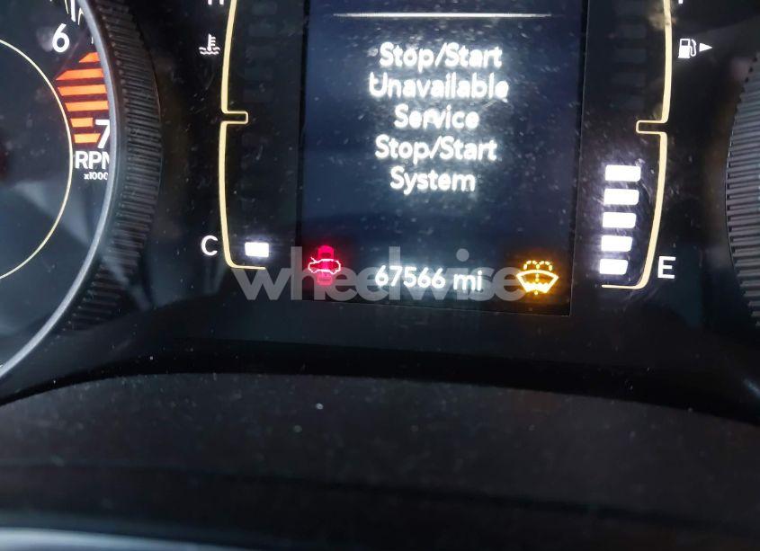 Photo 15 of 2019 Jeep Cherokee LATITUDE 4X4 (VIN 1C4PJMCB5KD410594)