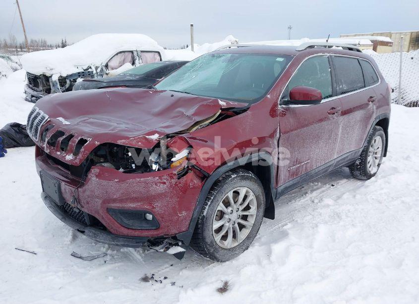 Photo 2 of 2019 Jeep Cherokee LATITUDE 4X4 (VIN 1C4PJMCB5KD410594)