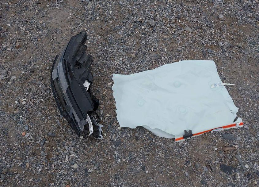 Photo 12 of 2019 Jeep Cherokee LATITUDE 4X4 (VIN 1C4PJMCB5KD412717)