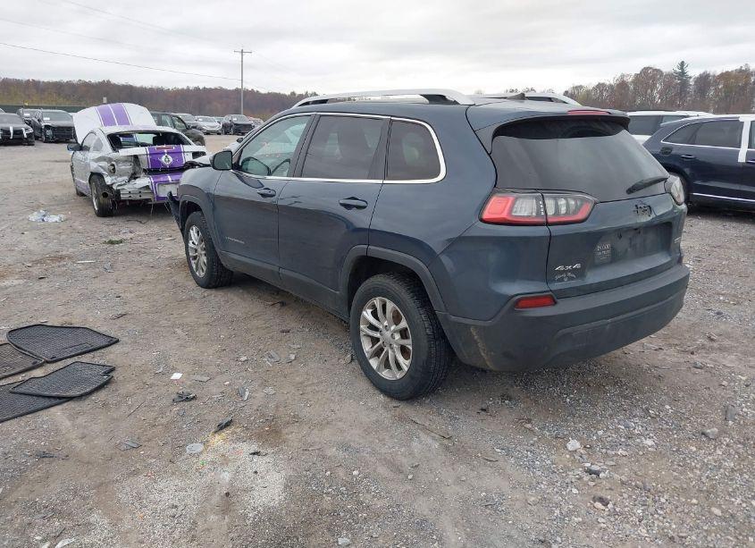 Photo 3 of 2019 Jeep Cherokee LATITUDE 4X4 (VIN 1C4PJMCB5KD412717)