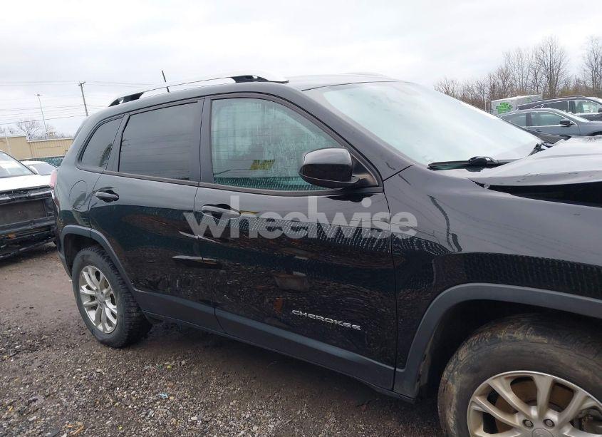 Photo 14 of 2020 Jeep Cherokee LATITUDE 4X4 (VIN 1C4PJMCB5LD574980)