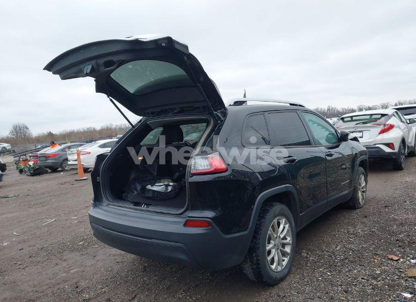 Photo 4 of 2020 Jeep Cherokee LATITUDE 4X4 (VIN 1C4PJMCB5LD574980)