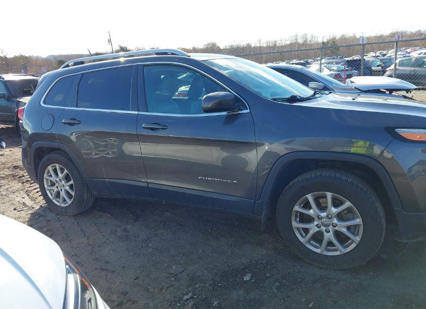 Photo 14 of 2014 Jeep Cherokee LATITUDE (VIN 1C4PJMCB6EW227844)
