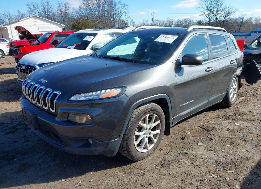 Photo 2 of 2014 Jeep Cherokee LATITUDE (VIN 1C4PJMCB6EW227844)