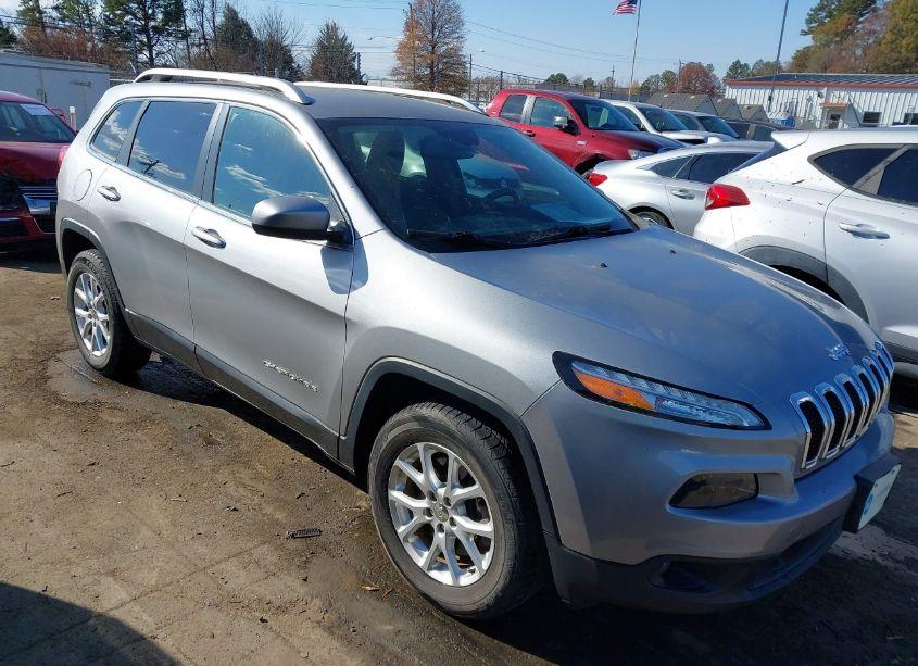 2015 Jeep Cherokee LATITUDE (VIN 1C4PJMCB6FW512805) main photo
