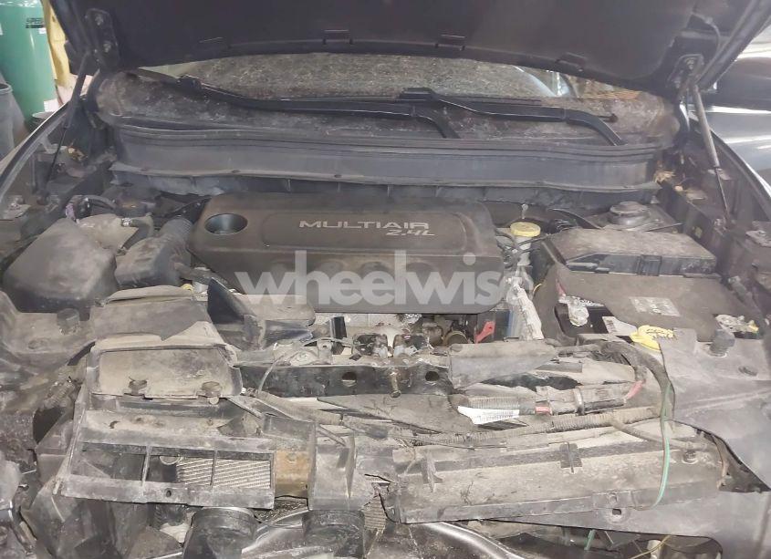 Photo 10 of 2015 Jeep Cherokee LATITUDE (VIN 1C4PJMCB6FW605226)