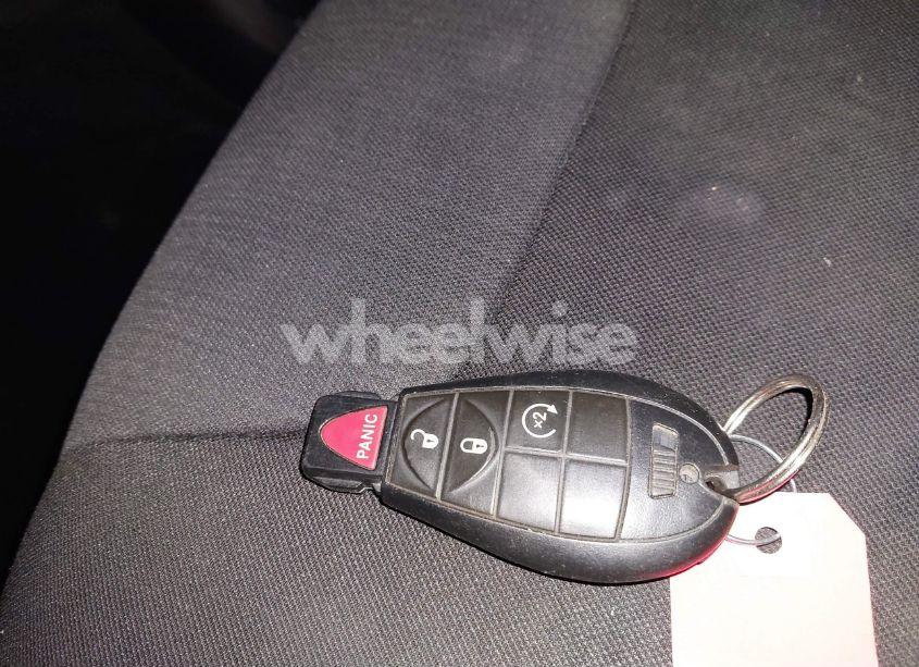 Photo 11 of 2015 Jeep Cherokee LATITUDE (VIN 1C4PJMCB6FW605226)