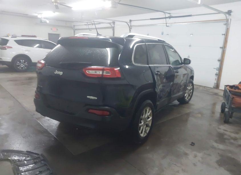 Photo 4 of 2015 Jeep Cherokee LATITUDE (VIN 1C4PJMCB6FW652577)