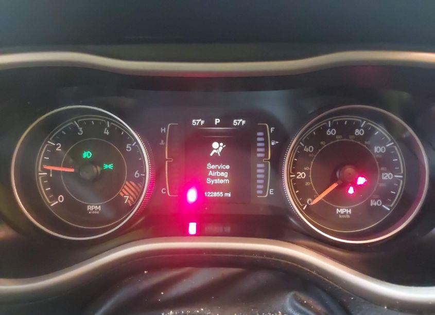 Photo 7 of 2015 Jeep Cherokee LATITUDE (VIN 1C4PJMCB6FW652577)