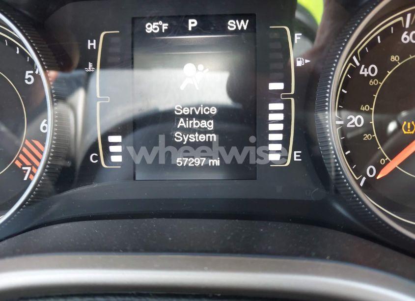 Photo 15 of 2015 Jeep Cherokee LATITUDE (VIN 1C4PJMCB6FW661635)