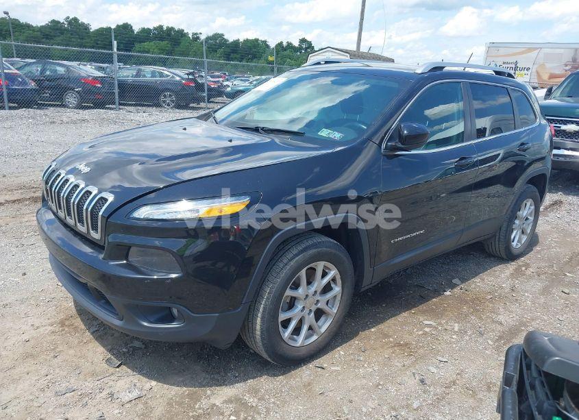 Photo 2 of 2015 Jeep Cherokee LATITUDE (VIN 1C4PJMCB6FW661635)