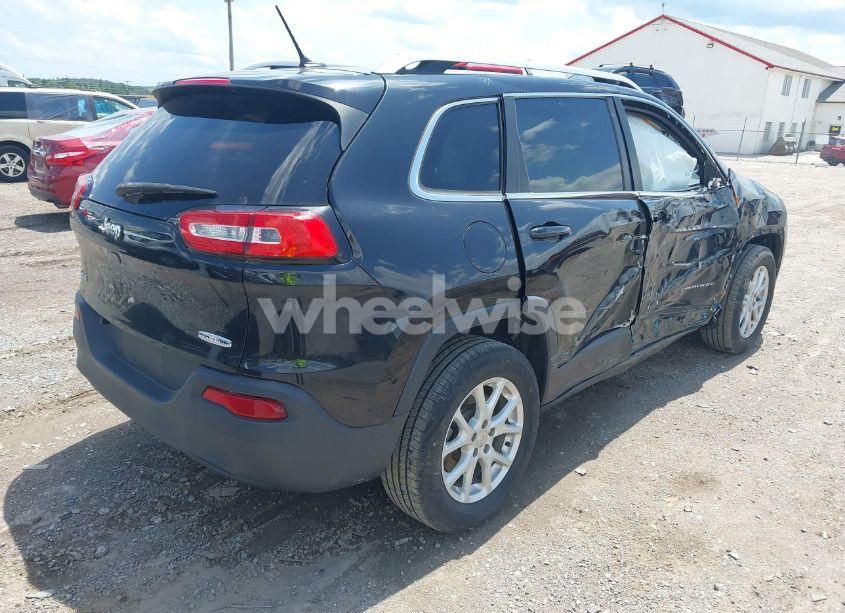 Photo 4 of 2015 Jeep Cherokee LATITUDE (VIN 1C4PJMCB6FW661635)