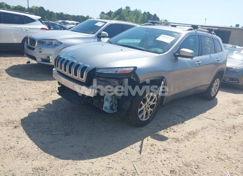 Photo 2 of 2015 Jeep Cherokee LATITUDE (VIN 1C4PJMCB6FW691816)